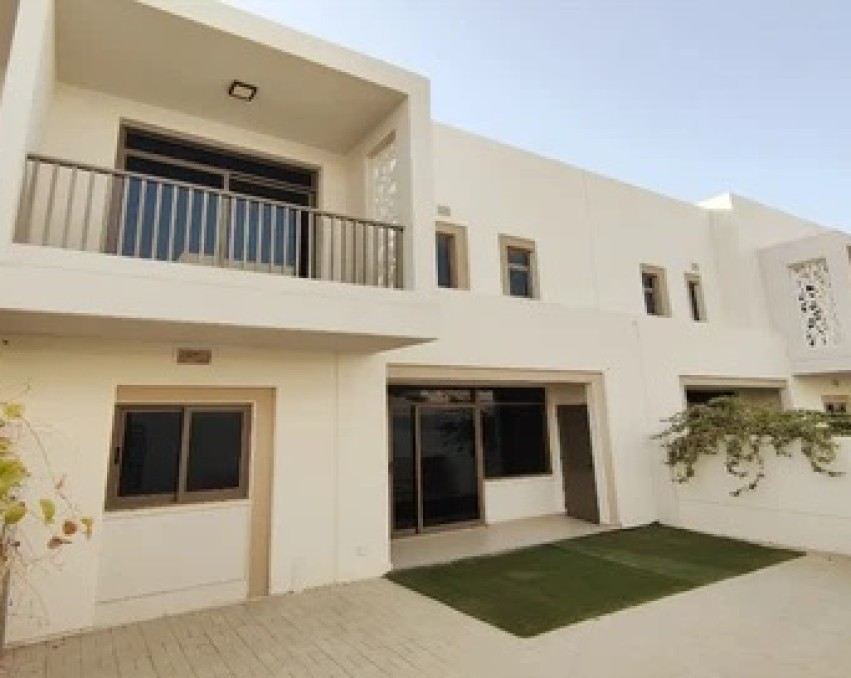 منازل تاون هاوس حياة