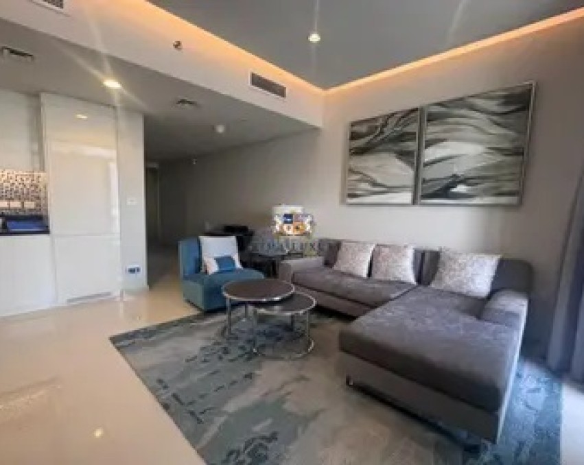 أيكون سيتي تاور ب